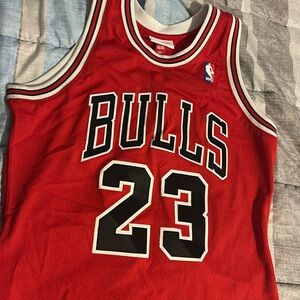 Michael Jordan Chicago Bulls Basketball Jersey Amazing condition size medium